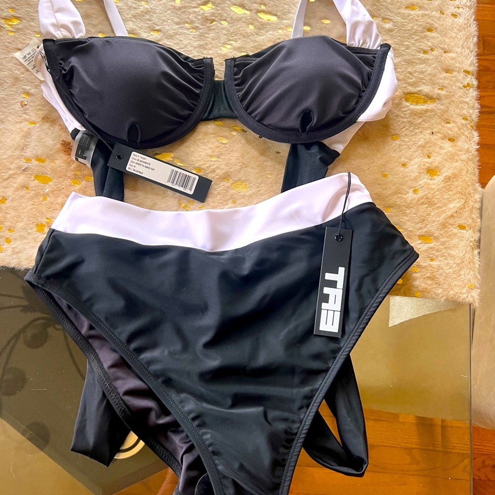 TA3 Sweetie bikini top and ruched bottom set